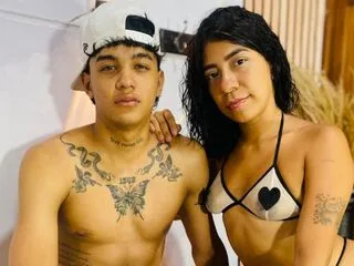 AlessiaAndAxel cam model - 18 year old - photo 1