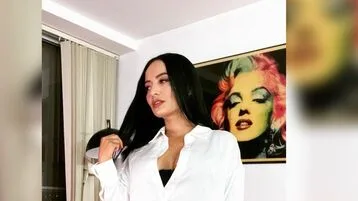 AlexaTovar cam model - black hair - photo 3