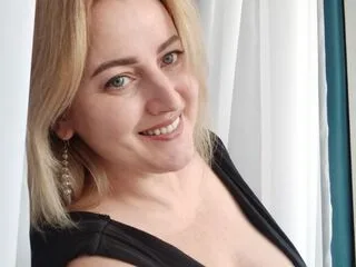 AlexaVonn cam model - white - photo 2
