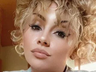 AlexisGray cam model - 35 year old - photo 1