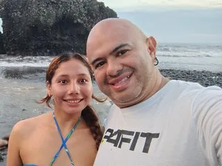 AliceandGeorge cam model - 38 year old - photo 1