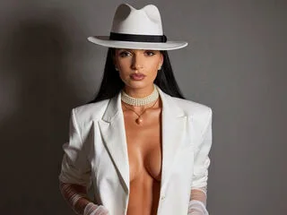 AllaRoberts cam model - 23 year old - photo 1