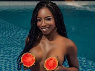 AmandaGale cam model - brunette hair - photo 3