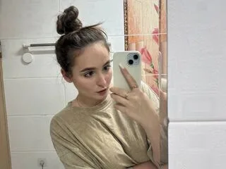 AmilyCarter cam model - 18 year old - photo 1