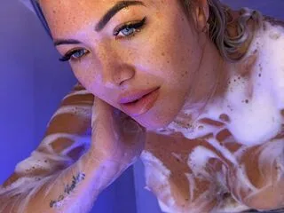Anelise cam model - blonde hair - photo 3