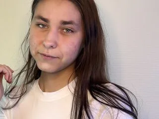 AngelaDefelice cam model - 18 year old - photo 1