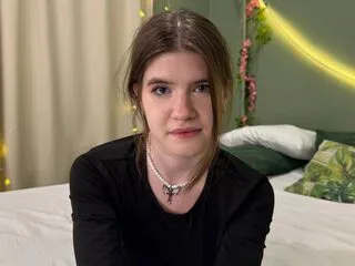 AngelinaLing cam model - 18 year old - photo 1