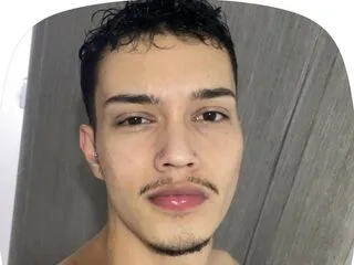 AngelKlaus cam model - 18 year old - photo 1