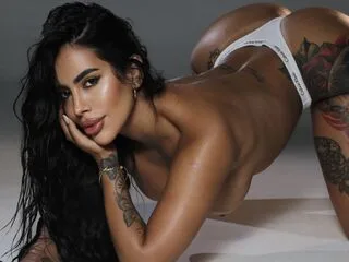 AnnyRoug cam model - latina - photo 2