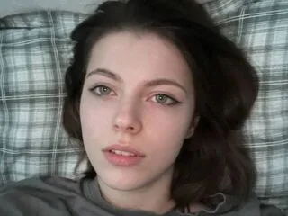 AntoinetteCurtis cam model - 18 year old - photo 1