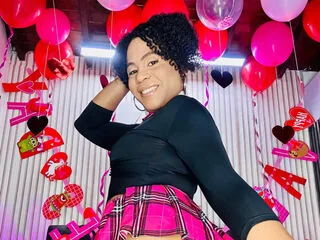 AriEbony cam model - 45 year old - photo 1
