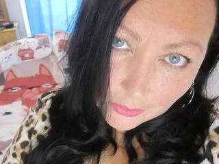AuraCrina cam model - 45 year old - photo 1