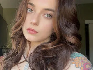 AvaMack cam model - 21 year old - photo 1