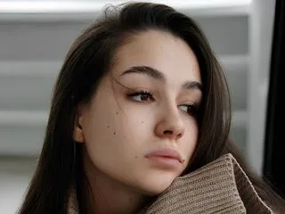 BelkisKaroly cam model - 18 year old - photo 1