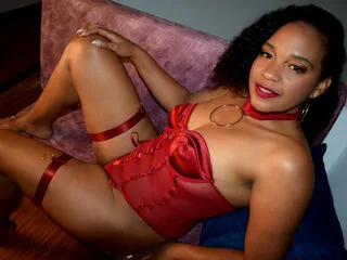 BeverlyBek cam model - 32 year old - photo 1