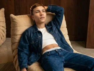 BlakeDan cam model - 19 year old - photo 1