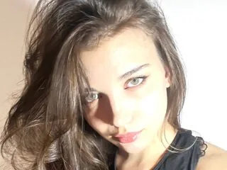 BriandaLudwic cam model - 18 year old - photo 1