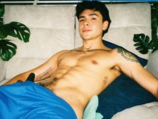 CamilloGuzmn cam model - 22 year old - photo 1