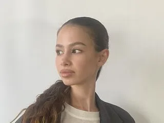 CarlynKernell cam model - 18 year old - photo 1