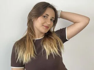 ChiekoNogueira cam model - 18 year old - photo 1