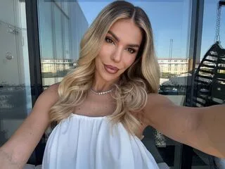 ChloeAmbre cam model - 24 year old - photo 1