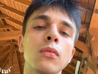 ClarkChaos cam model - 18 year old - photo 1