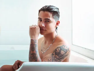 DavidBless cam model - 22 year old - photo 1