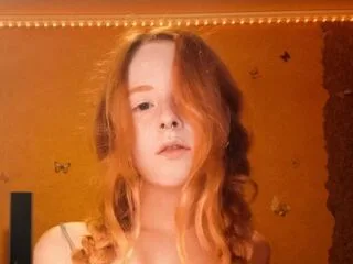 DeliaLashbrook cam model - 18 year old - photo 1