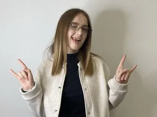 DorothaHiles cam model - 18 year old - photo 1