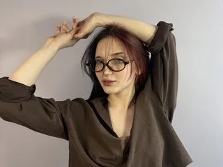 ElizabethHerrer cam model - 18 year old - photo 1