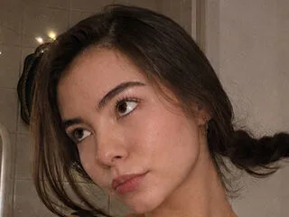 ElleStarling cam model - 18 year old - photo 1