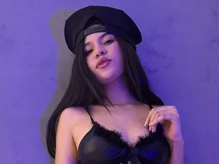 EmmaJhones cam model - 19 year old - photo 1