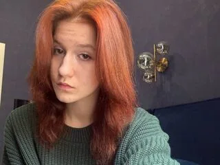 EmmaTrippa cam model - 18 year old - photo 1