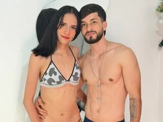 EmmiAndLiam cam model - 18 year old - photo 1