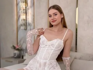 EmmiliRosse cam model - 19 year old - photo 1