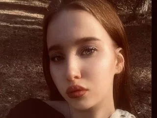 EmmyStonelle cam model - 18 year old - photo 1