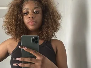EnoyElla cam model - 23 year old - photo 1