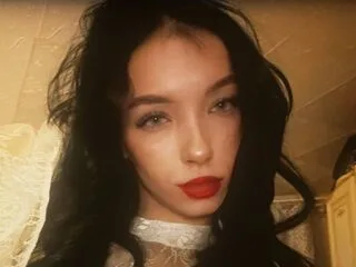 EvaPerelite cam model - 18 year old - photo 1
