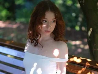 EvaVelia cam model - 19 year old - photo 1