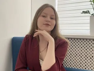 GermaineMoland cam model - 18 year old - photo 1