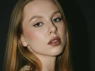 GlennieKeemer cam model - 18 year old - photo 1