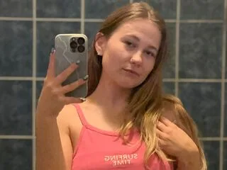 GlossyMonica cam model - 19 year old - photo 1