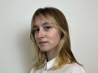 IdaZeccardi cam model - 18 year old - photo 1