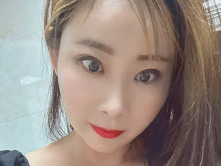 IrisZhang cam model - 42 year old - photo 1
