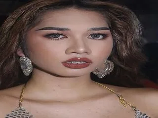 IvoryTs cam model - 18 year old - photo 1