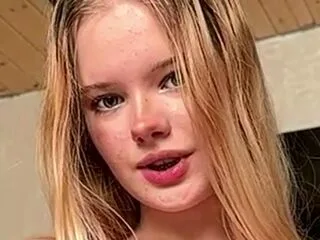 JeannettaCeraos cam model - 18 year old - photo 1