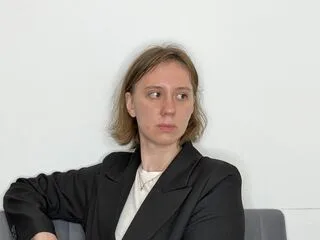 JenaeSeefeld cam model - 18 year old - photo 1