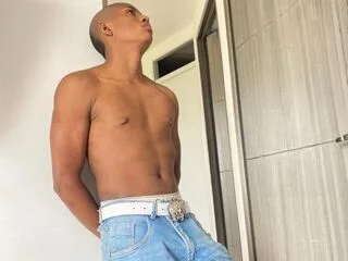 JeronDiaz cam model - 24 year old - photo 1