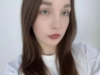 JulieShuliack cam model - 18 year old - photo 1