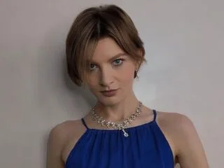 KarinaBiz cam model - 23 year old - photo 1